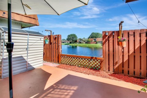Adosado en venta en Davie, Florida, 3 dormitorios, 153.66 m2 № 1728856 - foto 11