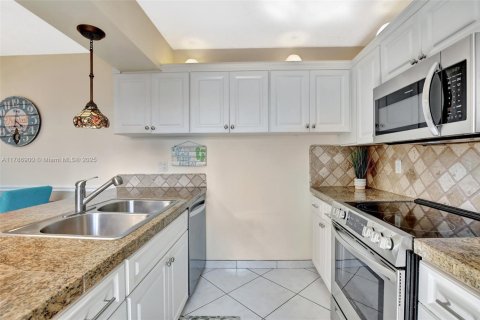 Adosado en venta en Davie, Florida, 3 dormitorios, 153.66 m2 № 1728856 - foto 25