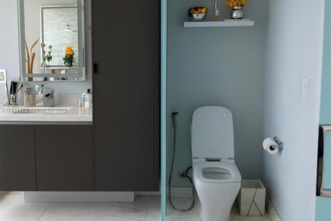 Купить кондоминиум в Майами, Флорида 1 комната, 201.13м2, № 2034810 - фото 22