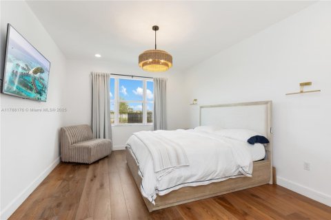 House in Loxahatchee Groves, Florida 4 bedrooms, 210.14 sq.m. № 1704799 - photo 10