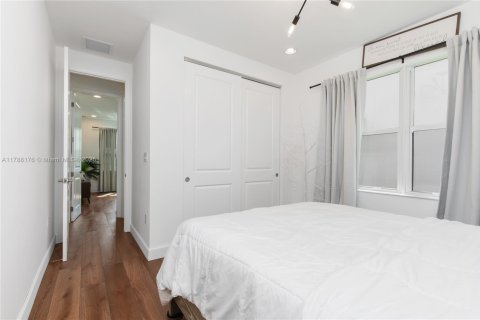 House in Loxahatchee Groves, Florida 4 bedrooms, 210.14 sq.m. № 1704799 - photo 15