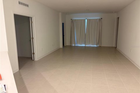 Villa ou maison à louer à Davenport, Floride: 4 chambres, 167.22 m2 № 2095569 - photo 6