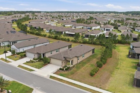 House in Ocala, Florida 2 bedrooms, 153.85 sq.m. № 2115861 - photo 5