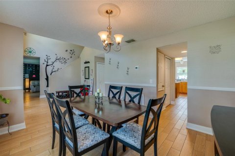 Villa ou maison à vendre à Palm Coast, Floride: 5 chambres, 273.78 m2 № 1842144 - photo 9
