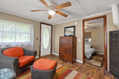 House in Montverde, Florida 1 bedroom, 59.46 sq.m. № 1833373 - photo 5