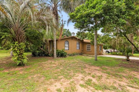 House in Montverde, Florida 1 bedroom, 59.46 sq.m. № 1833373 - photo 4