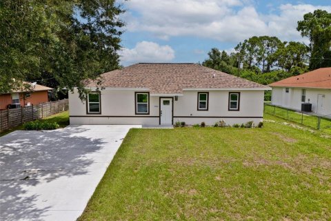 Casa en North Port, Florida 3 dormitorios, 146.14 m2 № 2222913