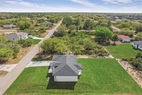 Купить виллу или дом в Лихай-Эйкерс, Флорида 3 спальни, 106.28м2, № 2057988 - фото 19