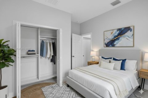 Купить виллу или дом в Лихай-Эйкерс, Флорида 3 спальни, 106.28м2, № 2057988 - фото 14