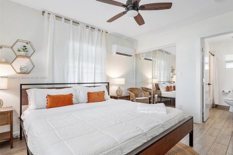 Commercial property in Fort Lauderdale, Florida 153.47 sq.m. № 1961519 - photo 5