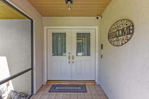 House in Port St. Lucie, Florida 4 bedrooms, 214.33 sq.m. № 2431409 - photo 8
