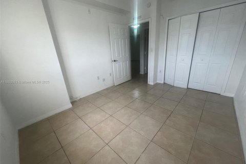 Снять в аренду кондоминиум в Майами, Флорида 2 спальни, 90.12м2, № 1945125 - фото 6