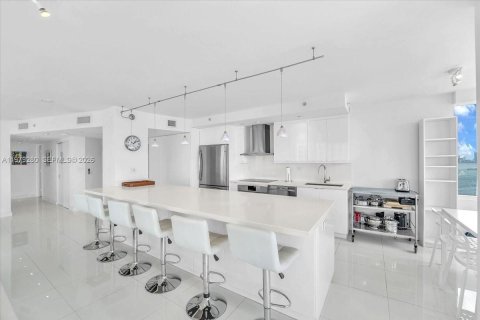 Copropriété à vendre à Miami Beach, Floride: 2 chambres, 144.83 m2 № 2046021 - photo 16