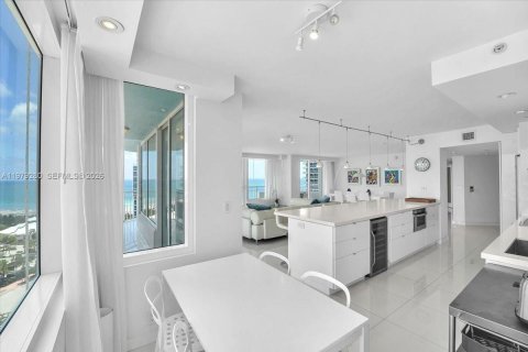 Copropriété à vendre à Miami Beach, Floride: 2 chambres, 144.83 m2 № 2046021 - photo 21