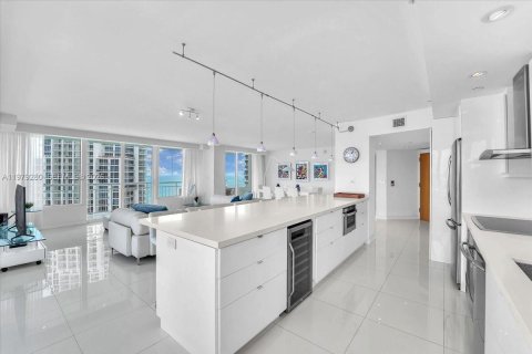 Copropriété à vendre à Miami Beach, Floride: 2 chambres, 144.83 m2 № 2046021 - photo 15