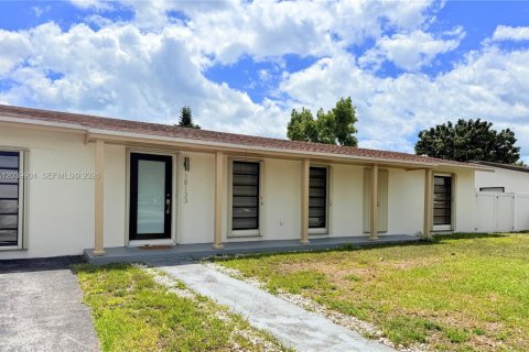 Casa en Palmetto Bay, Florida 3 dormitorios, 150.5 m2 № 2087084