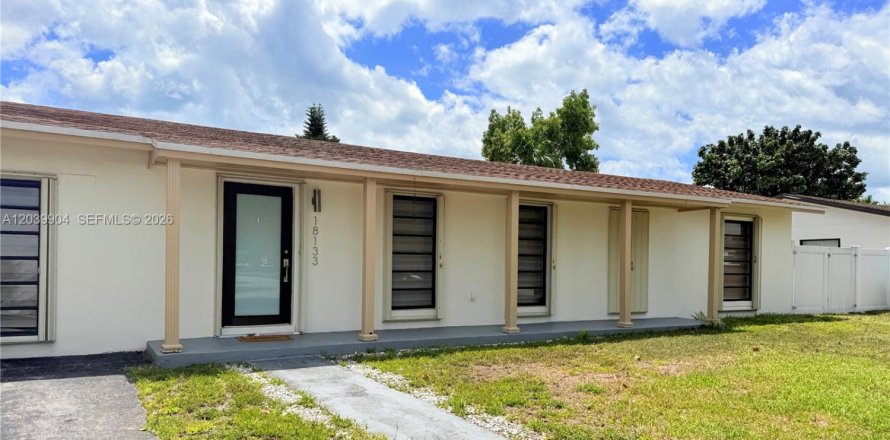 Casa en Palmetto Bay, Florida 3 dormitorios, 150.5 m2 № 2087084