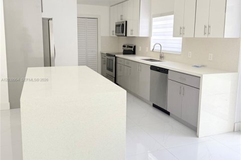 Casa en venta en Palmetto Bay, Florida, 3 dormitorios, 150.5 m2 № 2087084 - foto 6