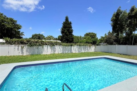 Casa en venta en Palmetto Bay, Florida, 3 dormitorios, 150.5 m2 № 2087084 - foto 24