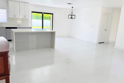 Casa en venta en Palmetto Bay, Florida, 3 dormitorios, 150.5 m2 № 2087084 - foto 4