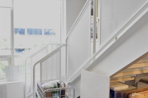 Condo in Miami, Florida  № 2049560 - photo 24