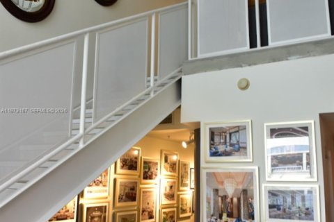 Condo in Miami, Florida  № 2049560 - photo 26