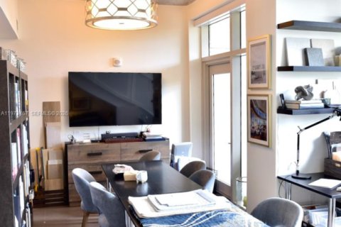 Condo in Miami, Florida  № 2049560 - photo 20