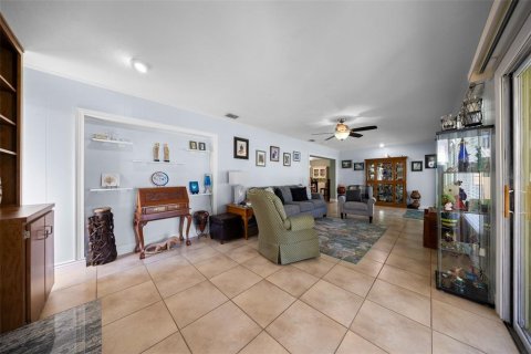 Villa ou maison à vendre à Dunnellon, Floride: 3 chambres, 169.36 m2 № 2420391 - photo 25