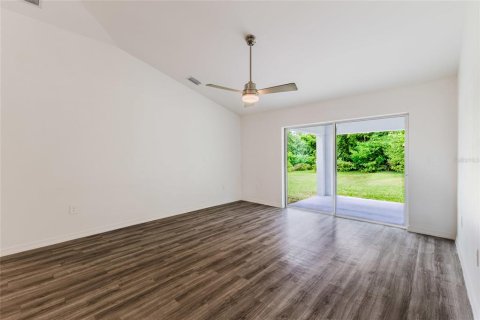 Villa ou maison à vendre à North Port, Floride: 3 chambres, 139.73 m2 № 2217120 - photo 12