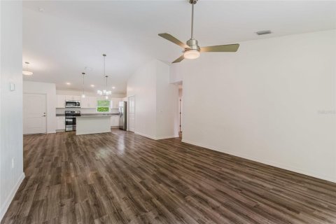 Villa ou maison à vendre à North Port, Floride: 3 chambres, 139.73 m2 № 2217120 - photo 13