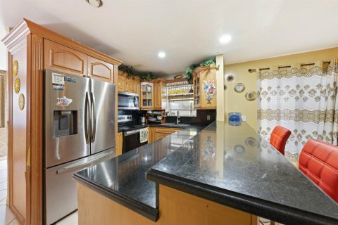 Casa en venta en Margate, Florida, 4 dormitorios, 136.01 m2 № 2085155 - foto 25
