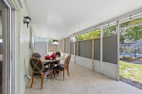 Casa en venta en Margate, Florida, 4 dormitorios, 136.01 m2 № 2085155 - foto 22