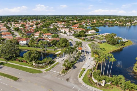 Casa en venta en Margate, Florida, 4 dormitorios, 136.01 m2 № 2085155 - foto 9