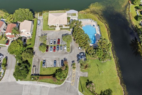 Casa en venta en Margate, Florida, 4 dormitorios, 136.01 m2 № 2085155 - foto 10