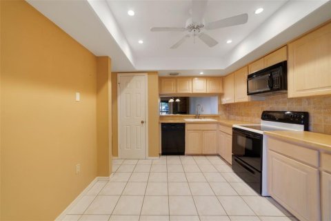 Condo in Altamonte Springs, Florida, 3 bedrooms  № 1509771 - photo 6