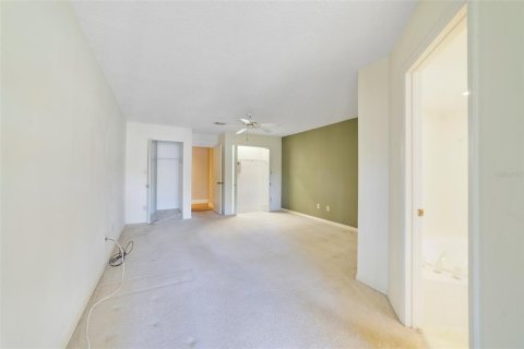 Condo in Altamonte Springs, Florida, 3 bedrooms  № 1509771 - photo 11