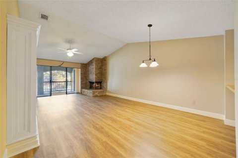 Condo in Altamonte Springs, Florida, 3 bedrooms  № 1509771 - photo 8