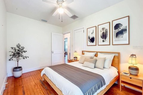 House in Dunedin, Florida 2 bedrooms, 99.59 sq.m. № 1919139 - photo 23