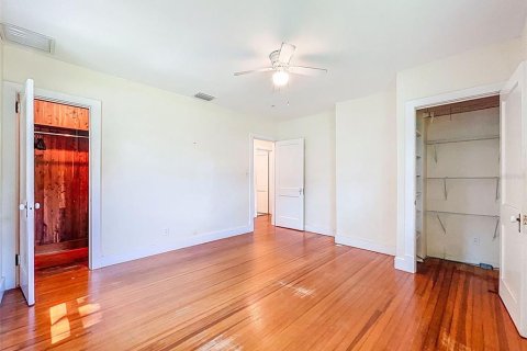 House in Dunedin, Florida 2 bedrooms, 99.59 sq.m. № 1919139 - photo 16
