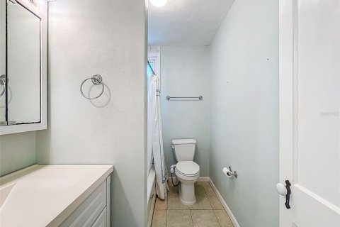 House in Dunedin, Florida 2 bedrooms, 99.59 sq.m. № 1919139 - photo 26
