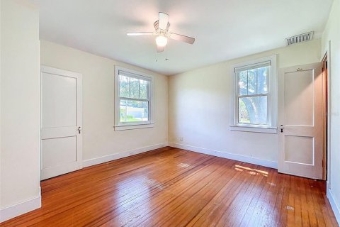House in Dunedin, Florida 2 bedrooms, 99.59 sq.m. № 1919139 - photo 14