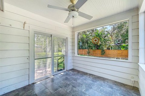 House in Dunedin, Florida 2 bedrooms, 99.59 sq.m. № 1919139 - photo 30