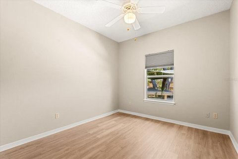 House in Sanford, Florida 3 bedrooms, 142.23 sq.m. № 1640181 - photo 17