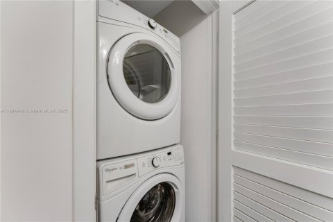 Купить кондоминиум в Майами, Флорида 2 спальни, 129.41м2, № 1893223 - фото 19