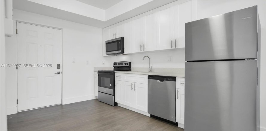 Apartment in Miami, Florida 1 bedroom, 38.09 sq.m. № 2043085