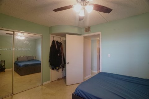 Condominio en venta en Fort Lauderdale, Florida, 2 dormitorios, 98.1 m2 № 1775224 - foto 18