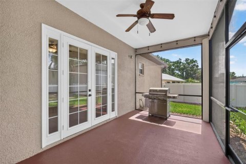 Casa en venta en Land O' Lakes, Florida, 4 dormitorios, 223.62 m2 № 2151659 - foto 9