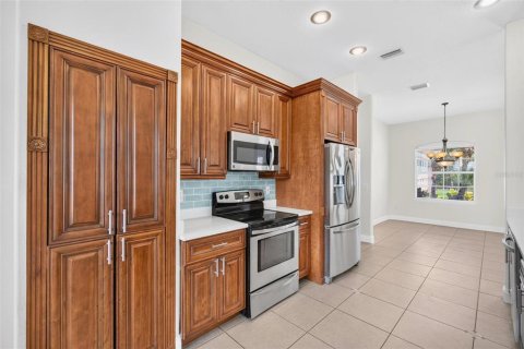 Casa en venta en Land O' Lakes, Florida, 4 dormitorios, 223.62 m2 № 2151659 - foto 13