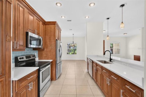 Casa en venta en Land O' Lakes, Florida, 4 dormitorios, 223.62 m2 № 2151659 - foto 11