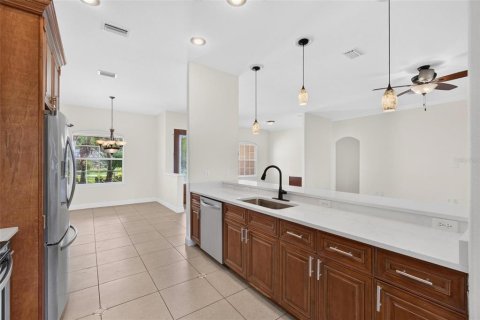 Casa en venta en Land O' Lakes, Florida, 4 dormitorios, 223.62 m2 № 2151659 - foto 10
